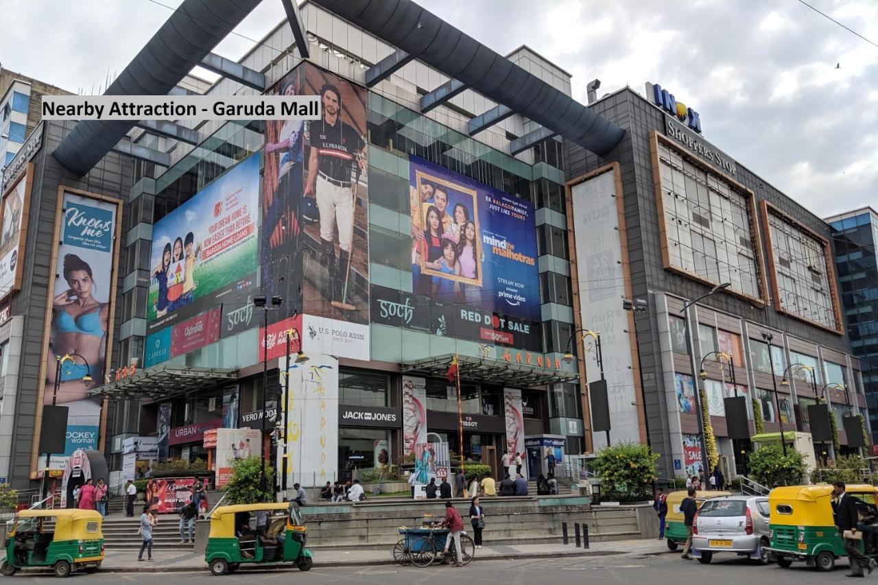 Hotel Central Suites Бангалор Екстериор снимка